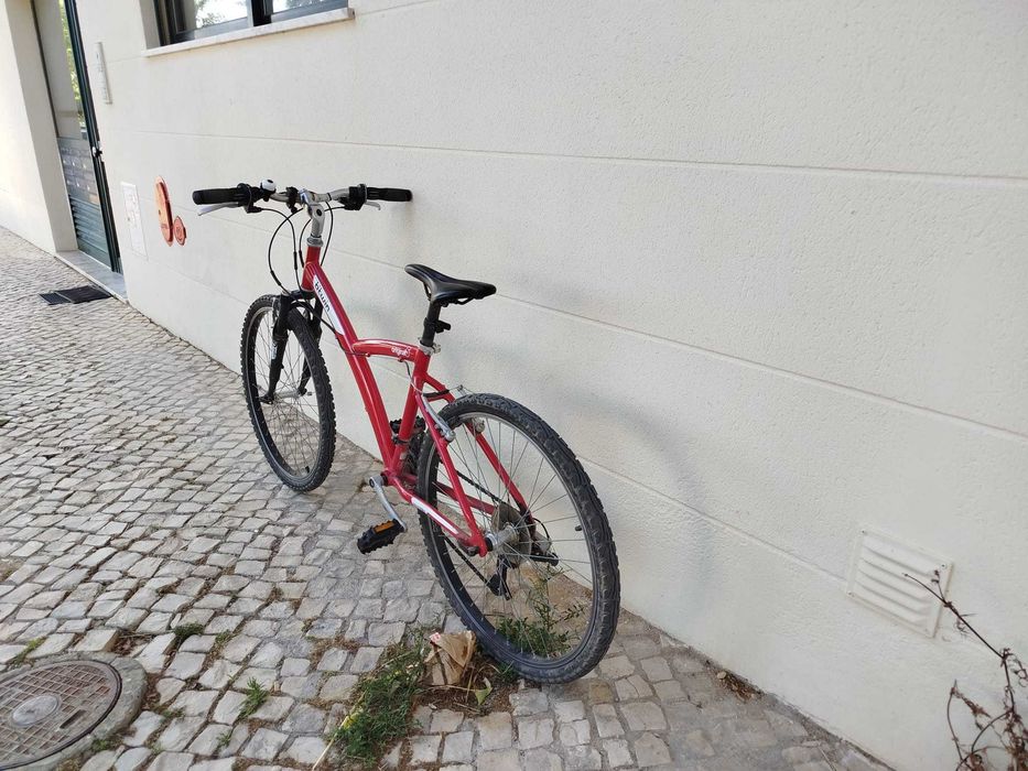 Bicicleta b'twin roda 26