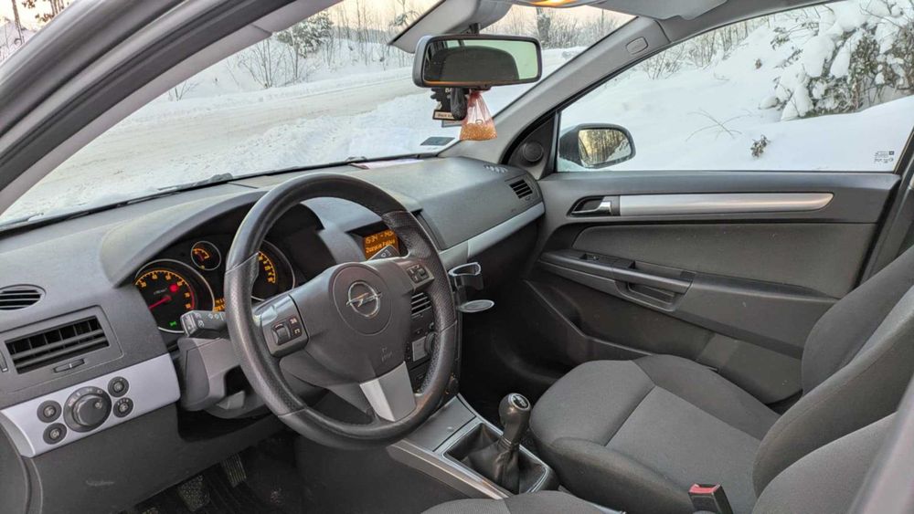 Opel Astra H 2006 1.6  Benzyna  105KM