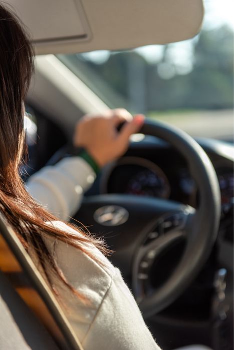 Инструктор по вождению «Lady Drive”