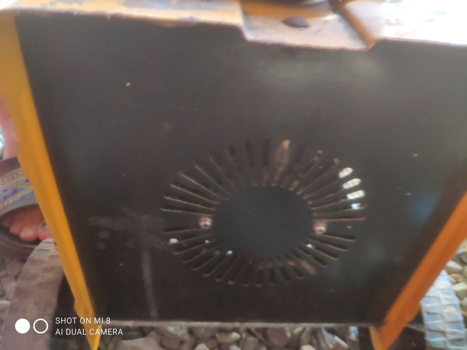 Продам зварювальний апарат в нормальному стані.