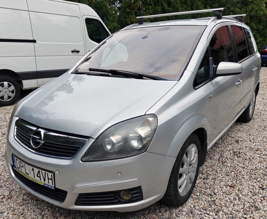 Opel Zafira Opel Zafira 1.9 Cosmo