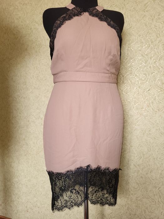 Платье ELISE RYAN.креп шифон вечернее.беж.с кружевом приталенное XL ,с