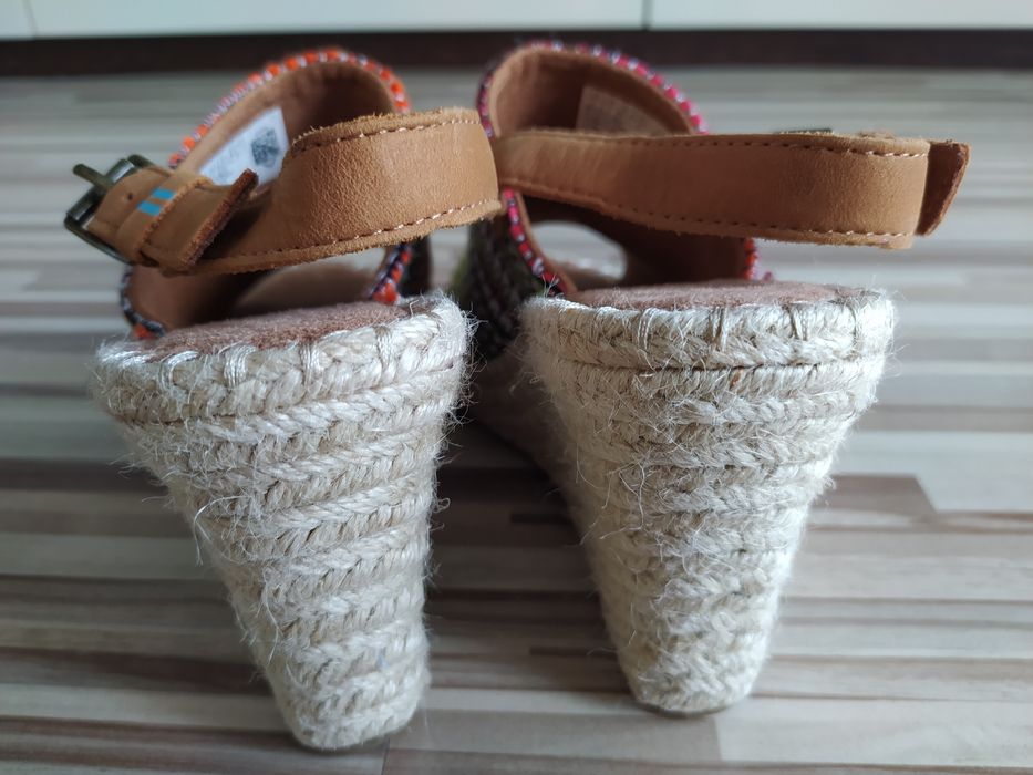 NOWE Espadryle sandały 35,5 Toms Monica Cherry Tomato