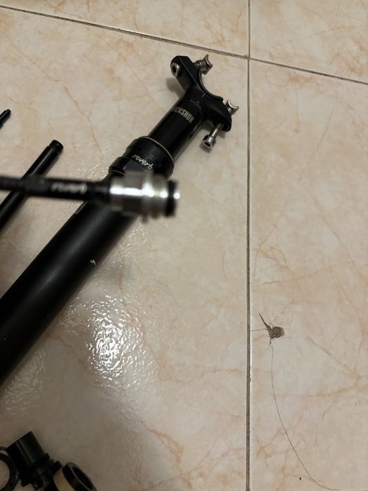 Espigão telescópico RockShox Reverb 31.6mm 440mm (completo)