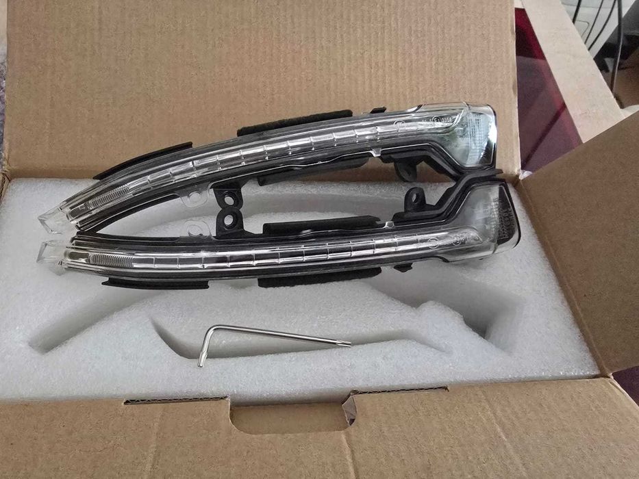 Piscas dos espelhos de Seat Leon MKII completamente novos