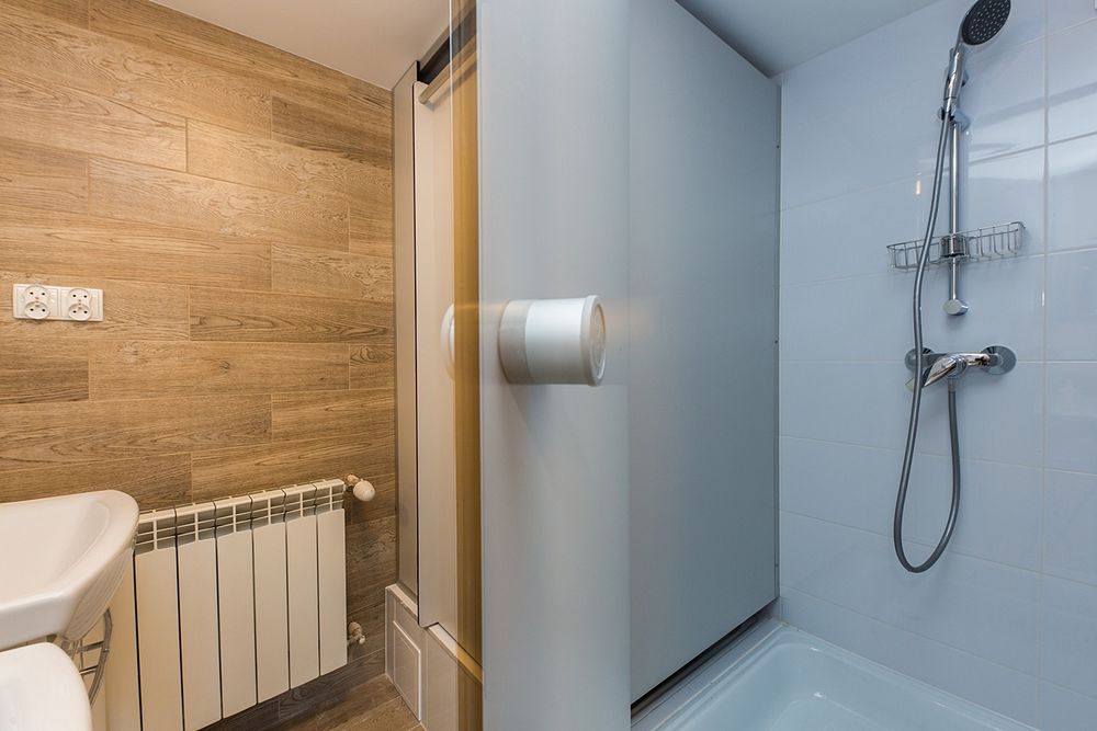 Raszyn Pokoje dla pracowników 50 zł/łóżko