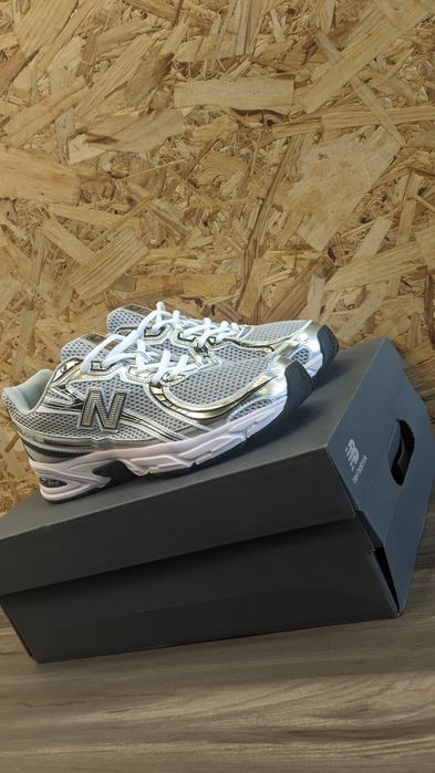 Ténis New Balance 740 Metallic Grey (Novos c/ Caixa) – Tamanho 42