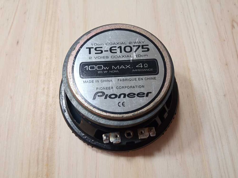 Pioneer - 1 Coluna + 2 Tampas + 2 Espumas - 10 cm