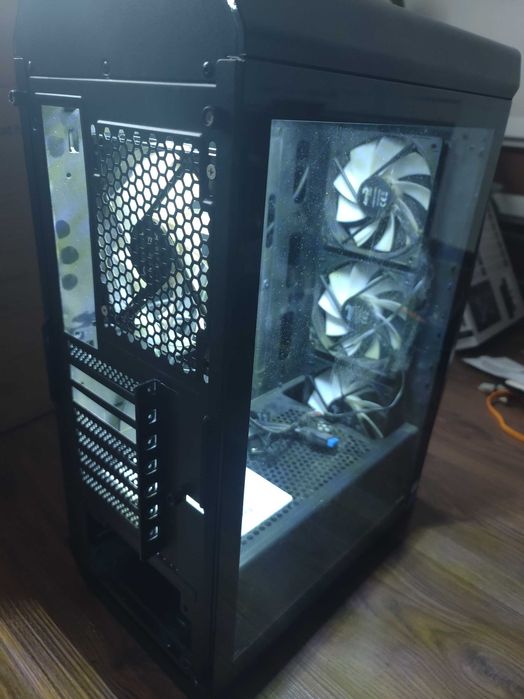 КОРПУС Aerocool Aero One Frost MID-TOWER ІЗ FRGB