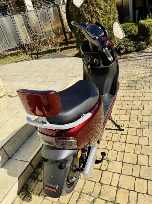 Електроскутер Eclipse червоний (2500Вт), оригінал + ГАРАНТІЯ