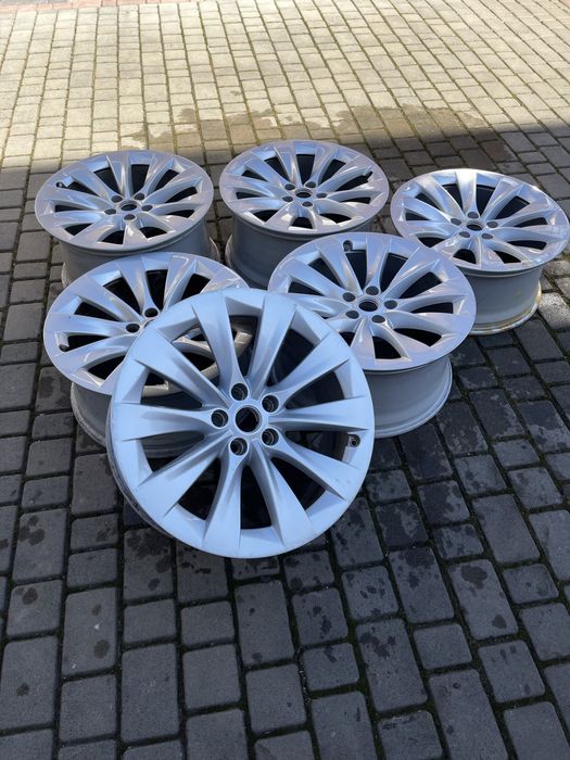 Диски Tesla Model X.  20/9.0.  20.10. J