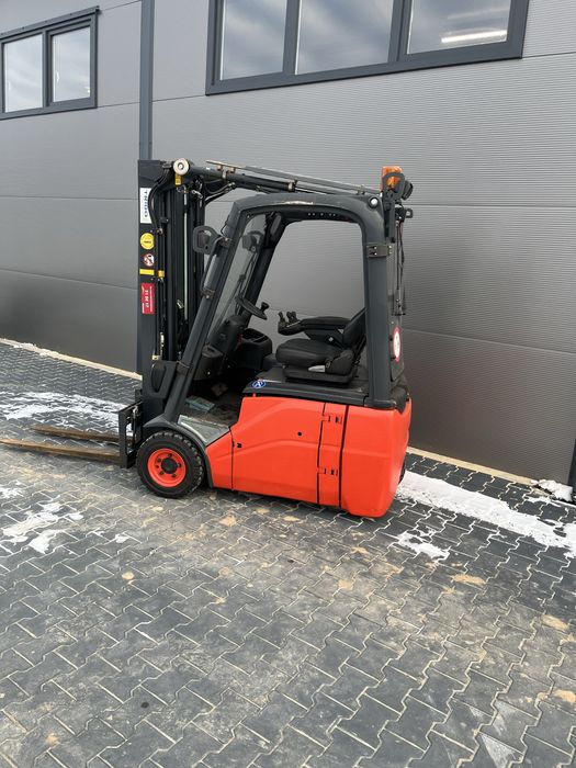 Wózek widlowy Linde E 16 elektryczny  triplex 4300 godzin