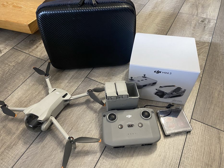 Dron DJI mini 3