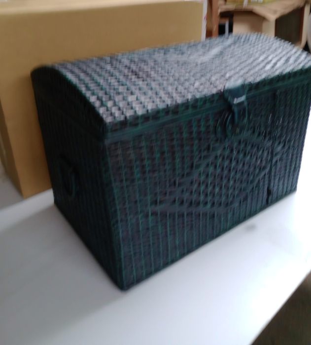 Baú Rústico Antigo / Arca em Verga