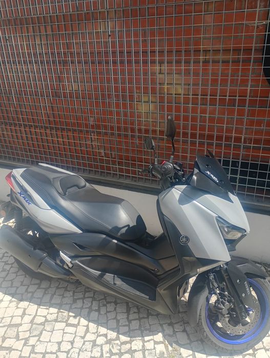 Vendo mota xmax 300 blue edition