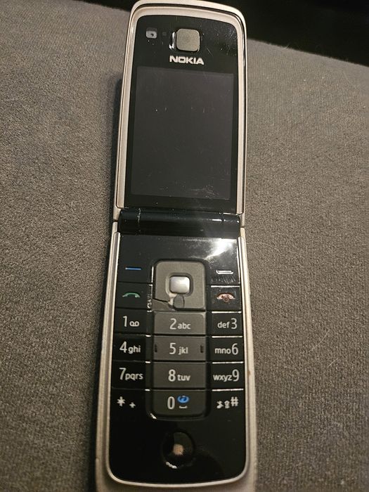 Nokia 6600 Fold bez simlocka