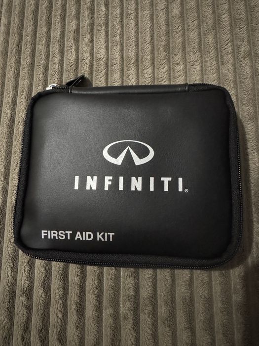 Аптечка/органайзер Infiniti