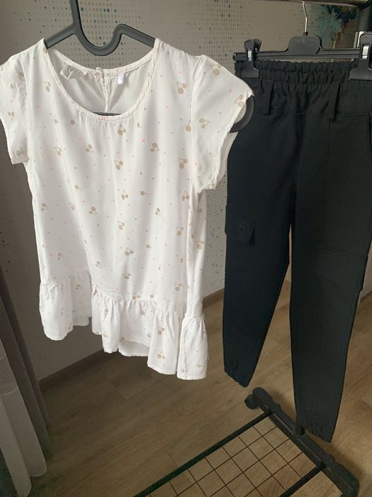 Шкільні штани для дівчинки