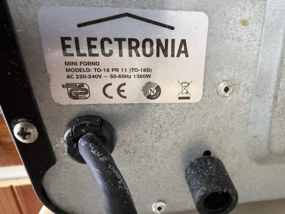 Mini forno eletrico