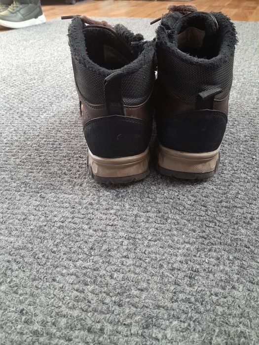 Демисезонні сапожки 37 р