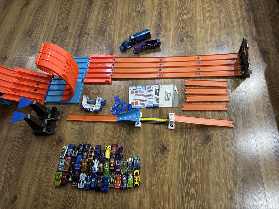 Hot wheels tor z samochodami