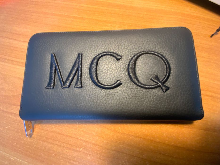 Новий шкіряний жіночий гаманець Alexander McQueen