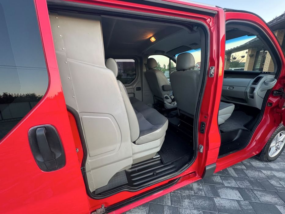 Опель Vivaro груз-пасс