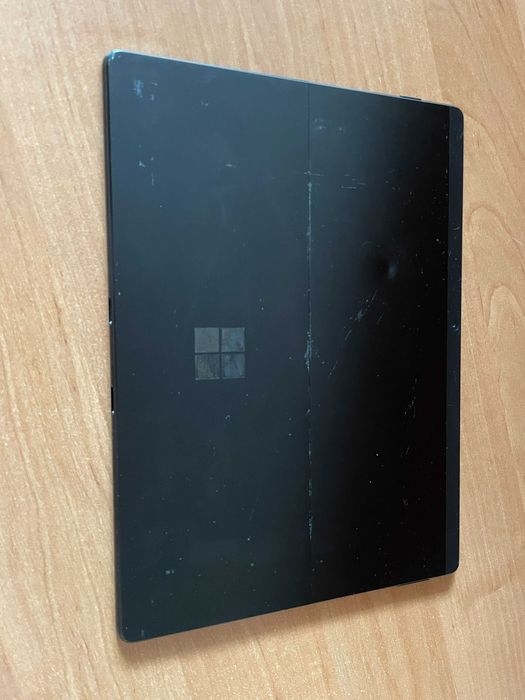 Microsoft Surface Pro X SQ1/ 13" 2880x1920. 8/128Gb/ Wi-Fi + LTE.