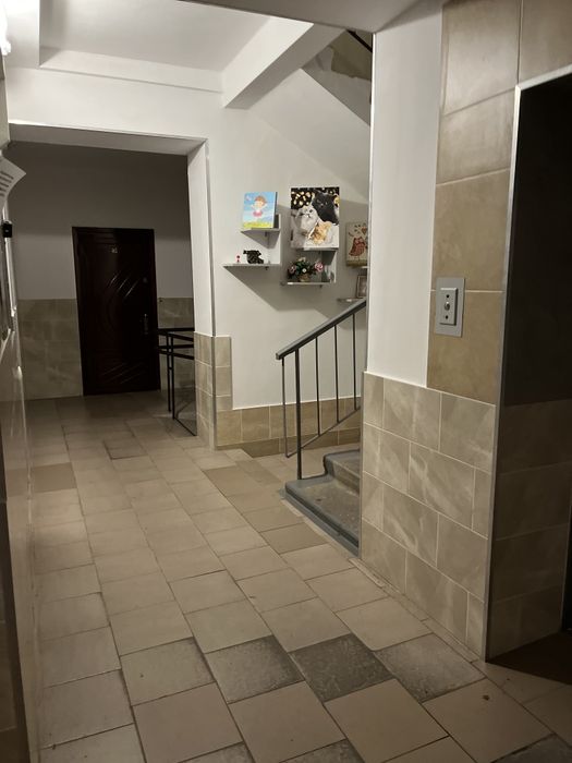 2-комнатная с евроремонтом на Заболотного - Сахарова!