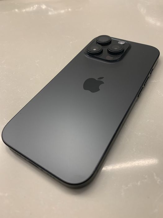 Iphone 16 Pro 256 GB na gwarancji