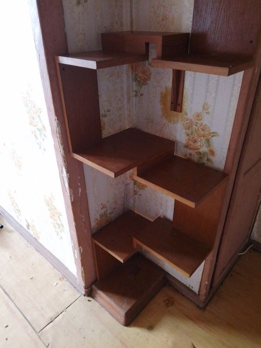 Полиця дубова, добротна . 51*35*210