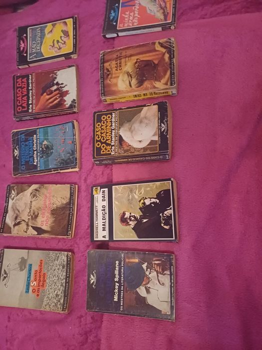 Lote livros policiais