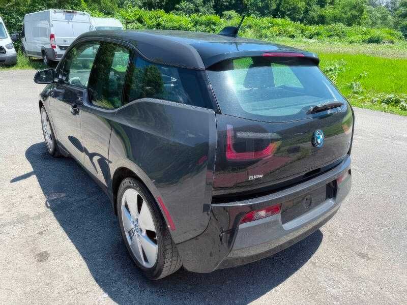 2015     BMW   i3