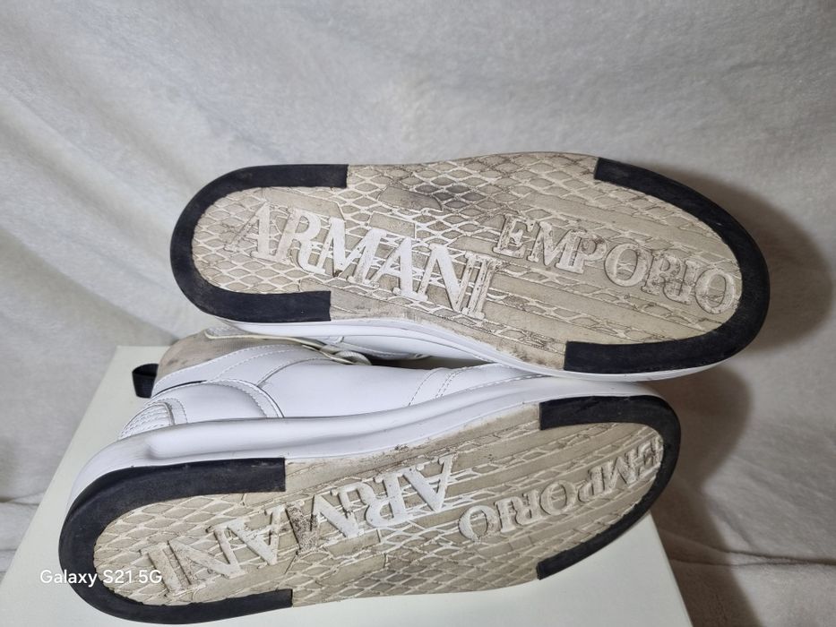 Emporio Armani - sneakersy skórzane. Rozmiar 41. Model unisex