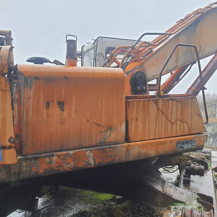 Fiat HITACHI FН400 на відновлення чи металобрухт