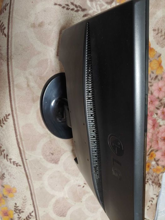 монитор lg 23 w2343s