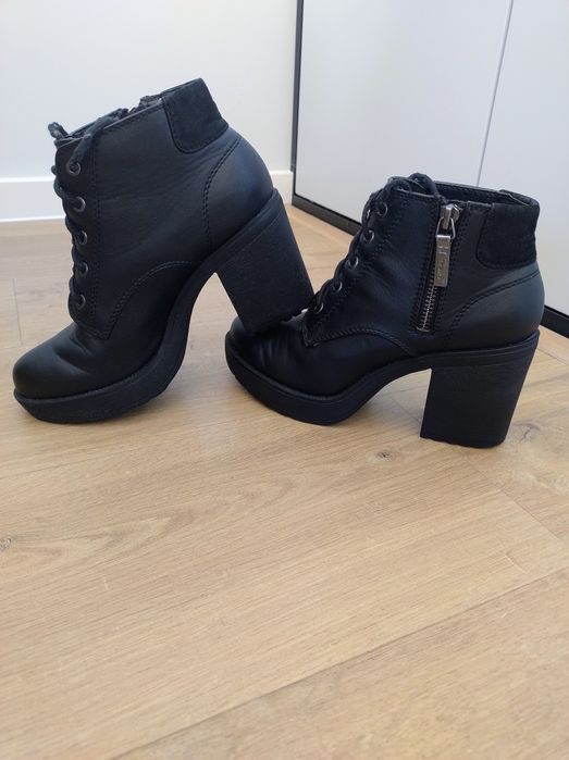 Buty, botki wiosenne Bershka r.36
