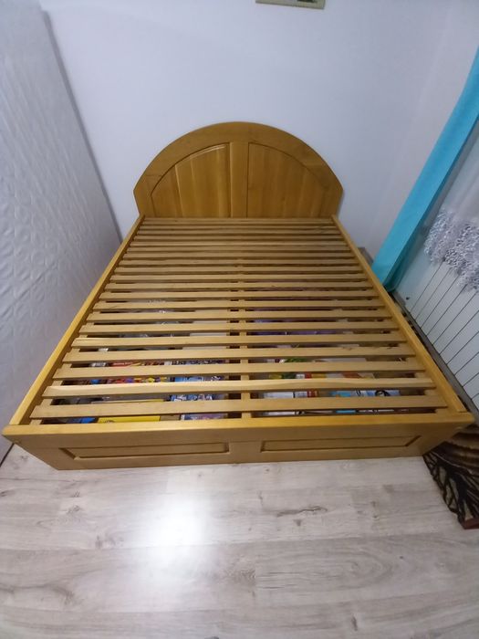 Sprzedam łóżko dębowe 180x200