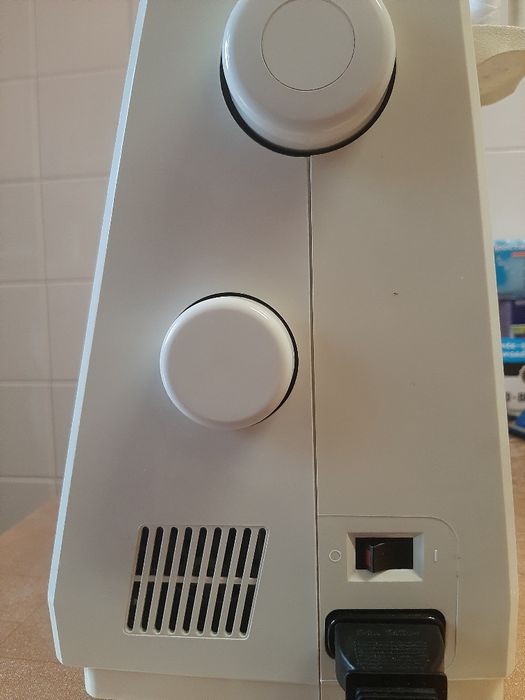 Máquina de costura, SILVER CREST,  bom estado, usada poucos vezes