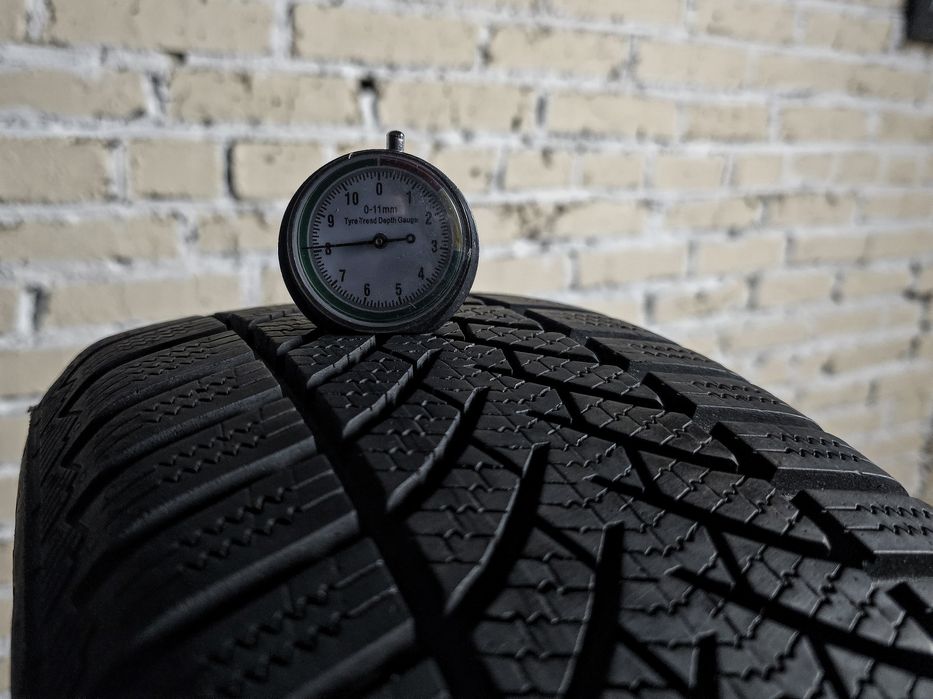 Зимові 195/55r16 Semperit | 8mm | 2021 | Germany | Преміум | Ідеальні