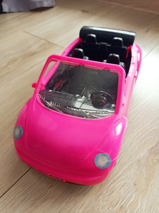 Zabawka różowe auto dla lalek