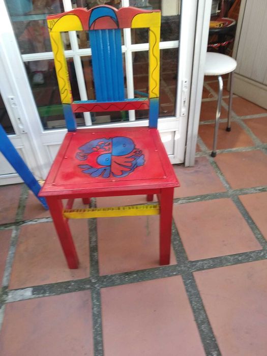 Cadeiras artísticas