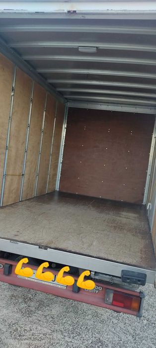 Fazemos Transportes e mudanças, entulhos etc