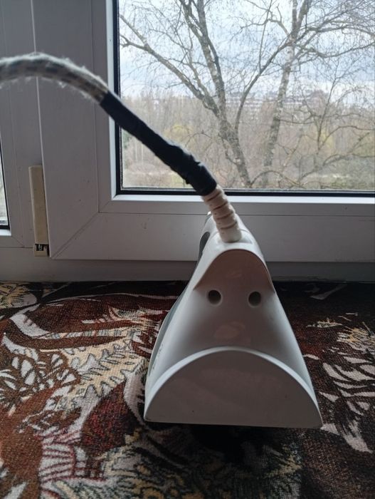 Утюг SUPRA IS-2740PS