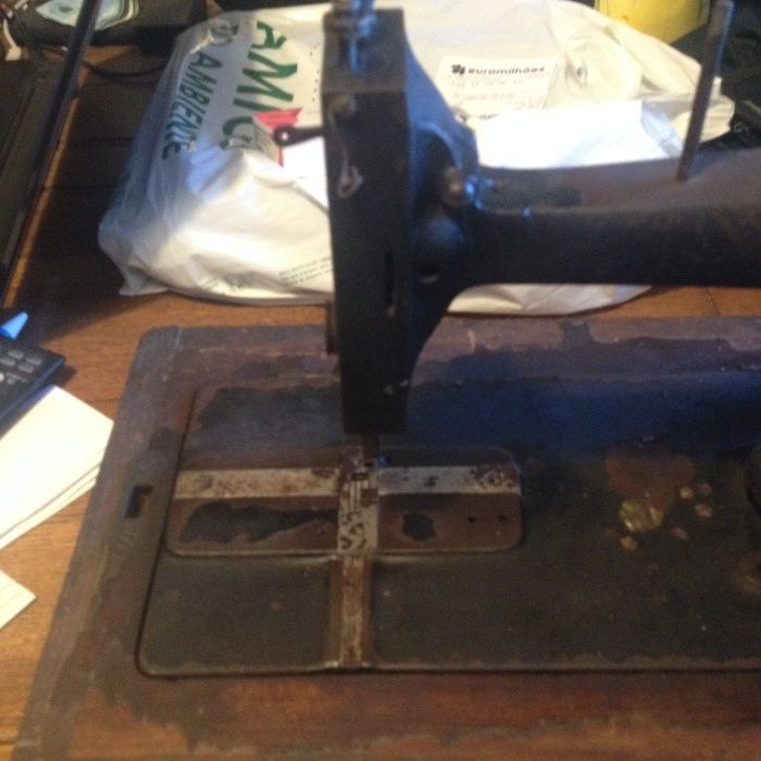 Maquina Costura Kayser (Vintage) - Alemã