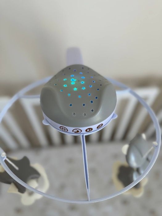 музичний мобіль з проектором Infantino