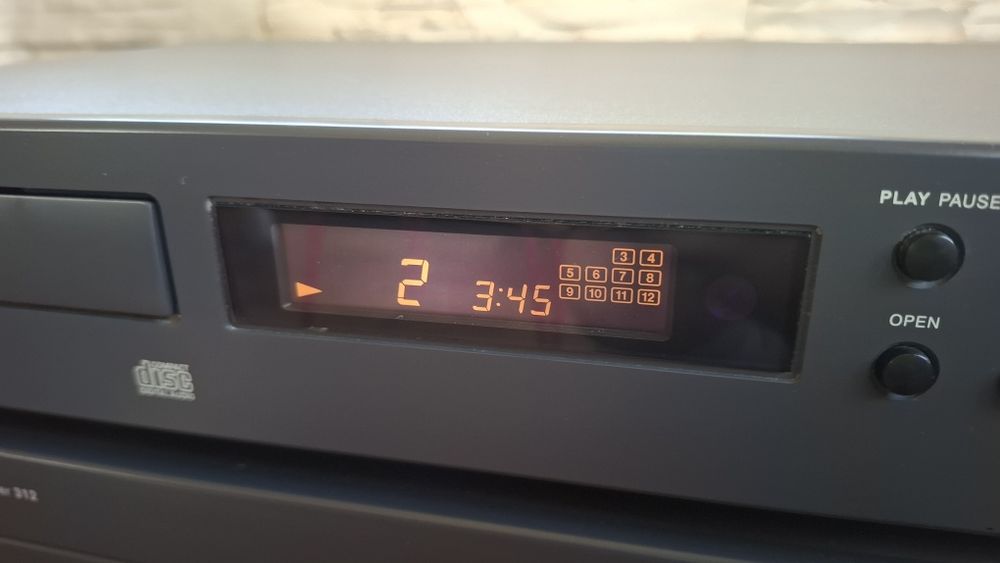 NAD Wzmacniacz 312 Odtwarzacz CD 522 Zestaw  Stereo