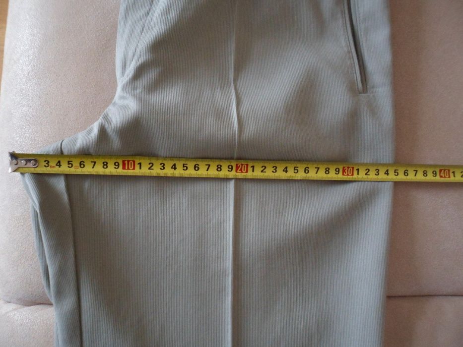 Брюки нові 52 REDGREEN