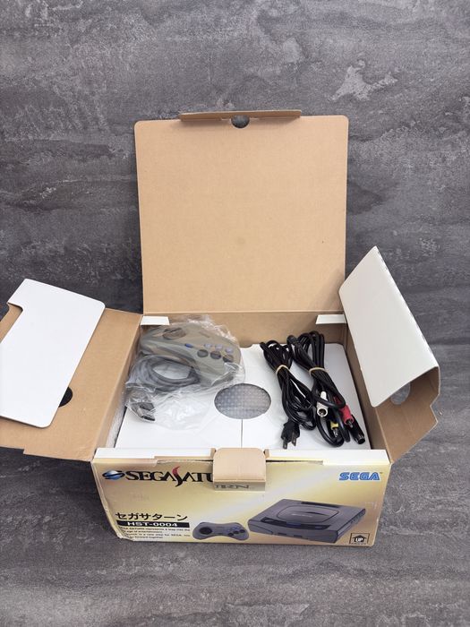 Консоль SEGA Saturn  оригінал ntsc J супер стан