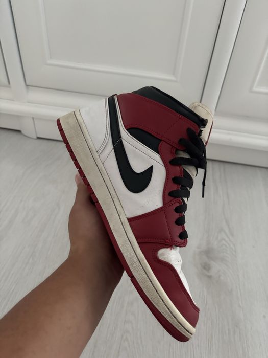 Nike Air Jordan 1 Mid Chcicago 2020 42 streetwear 8,5 US Retro